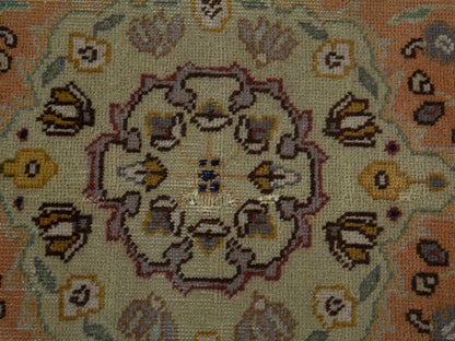 5732 - 2'4" x 4'1"