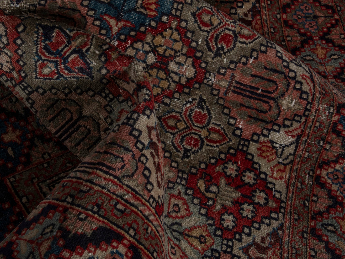 5734 - 3'11" x 3'11"