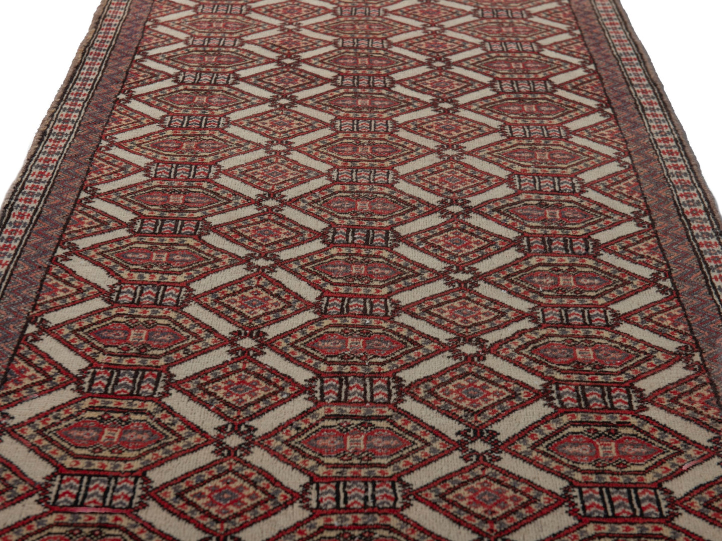 5763 - 2' x 4'11"