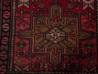 5775 - 2'4" x 4'5"