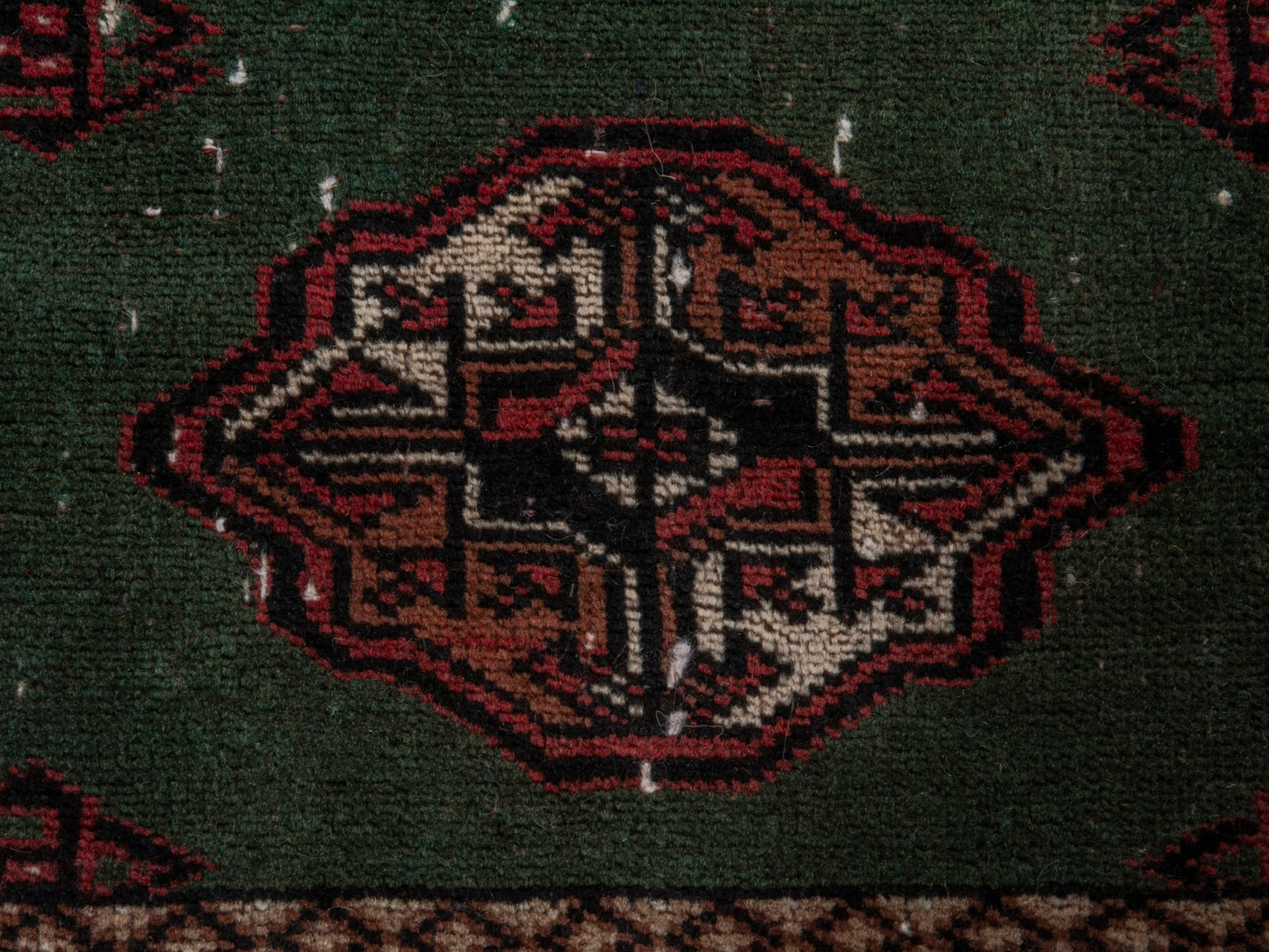 5793 - 2'7" x 4'