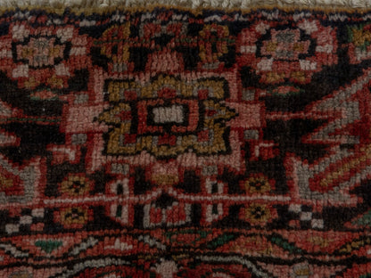 5806 - 6'11" x 10'2"