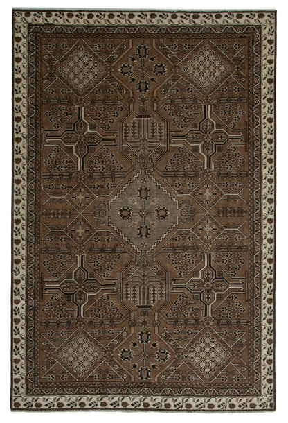 5815 - 6' x 9'2"