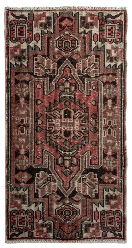 5869 - 1'11" x 3'8"