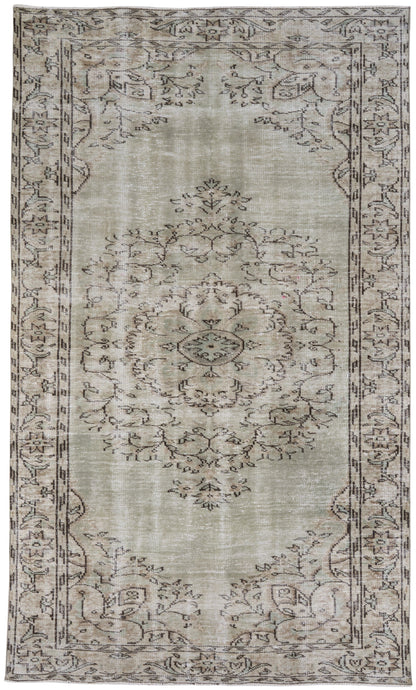 8009 - 5'11" x 9'11"