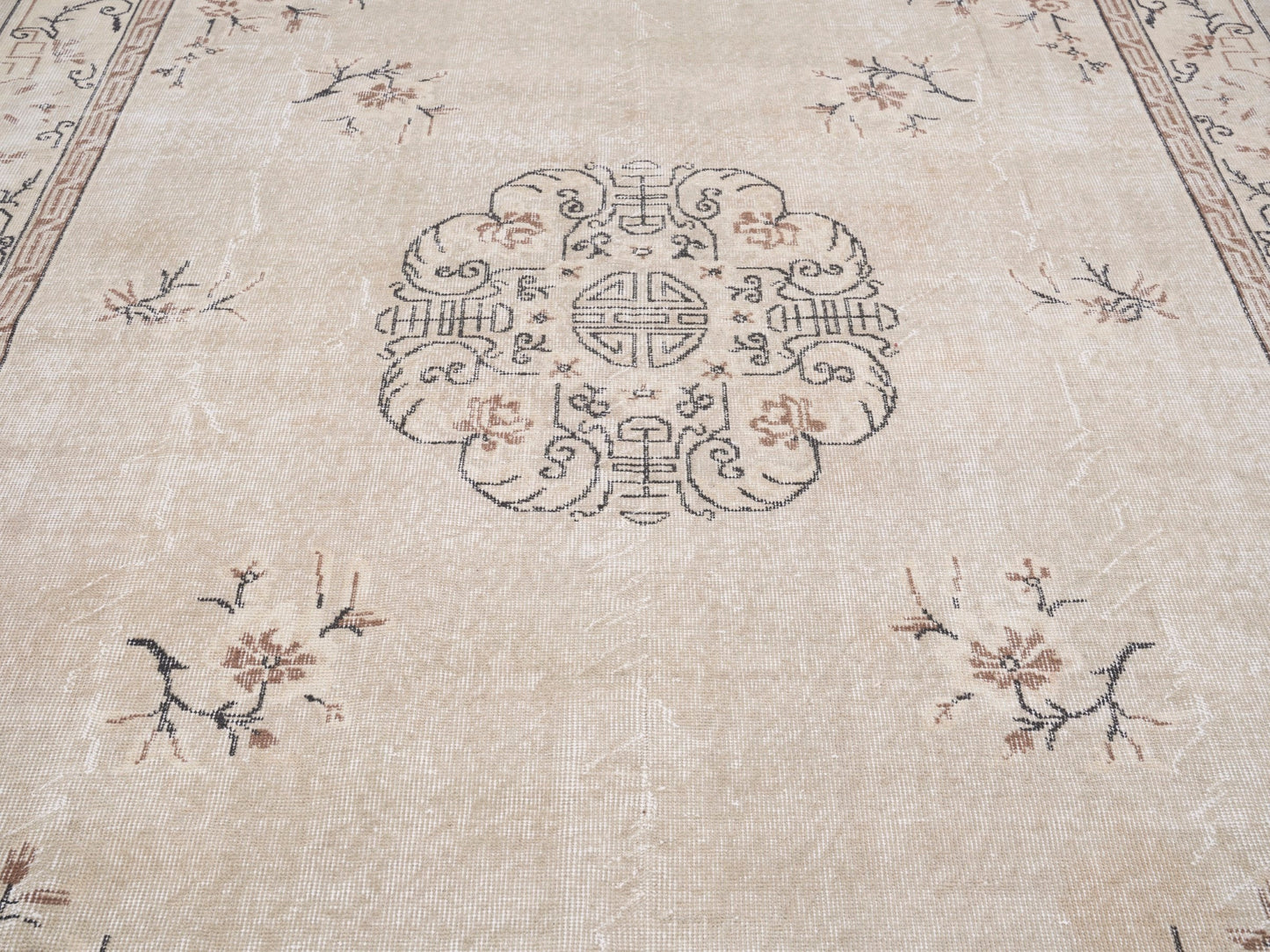 8355 - 6'10" x 10'4"