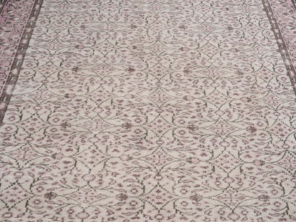 8284 - 5'10" x 10'4"