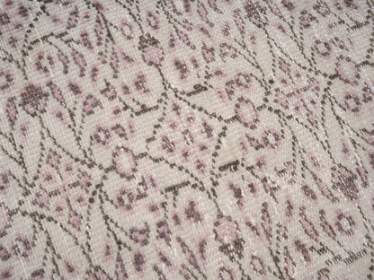 8284 - 5'10" x 10'4"