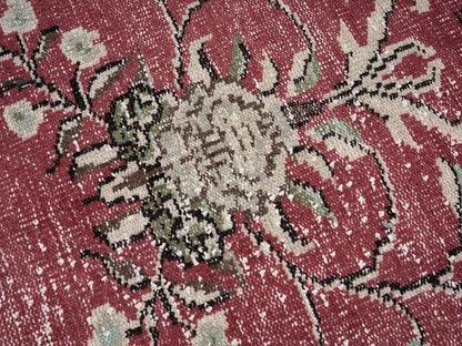 8241 - 6'6" x 10'10"