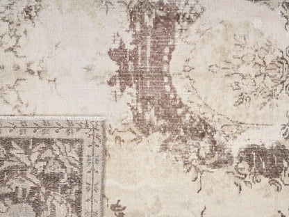 8166 - 5'10" x 8'11"