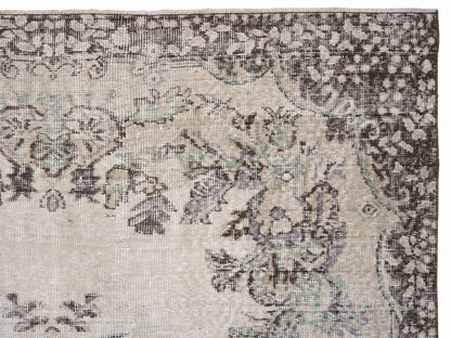 8096 - 5'10" x 9'10"