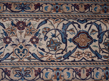 9005 - 7'8" x 11'10"