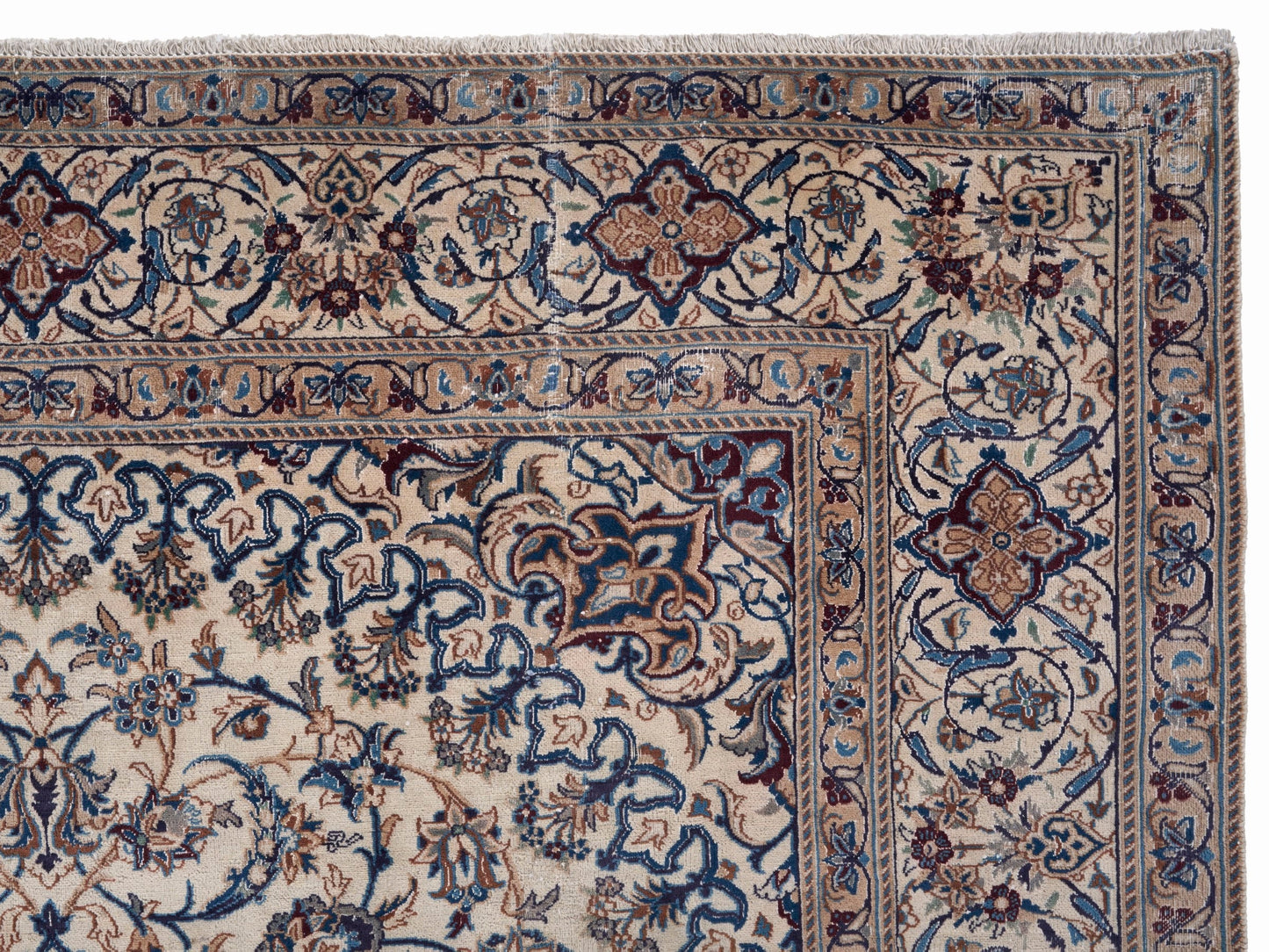 9005 - 7'8" x 11'10"