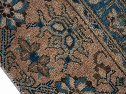 8982 - 7'11" x 11'9"