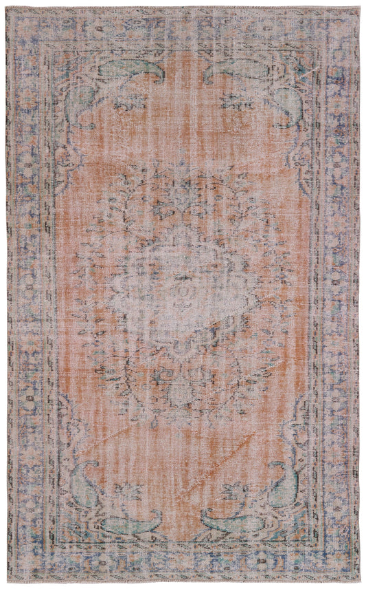 1566 - 5'9" x 9'4"