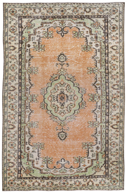 8113 - 5'10" x 8'11"