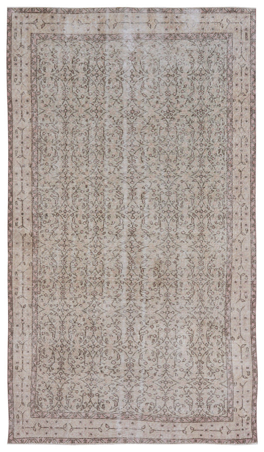 1721 - 5'4" x 9'3"