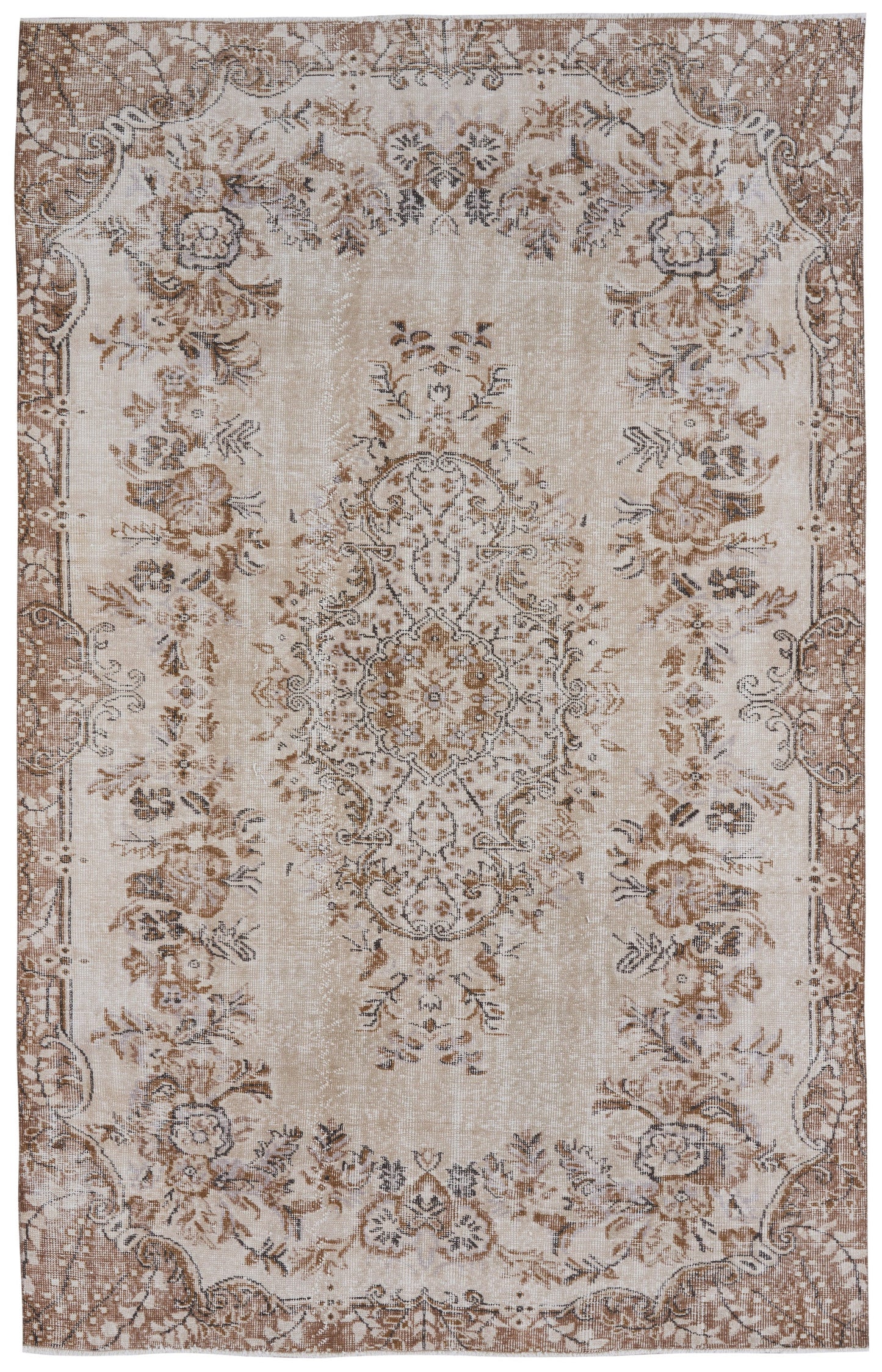 1732 - 6' x 9'1"