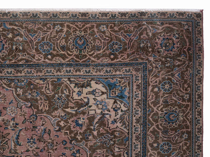 9038 - 7'7" x 10'11"