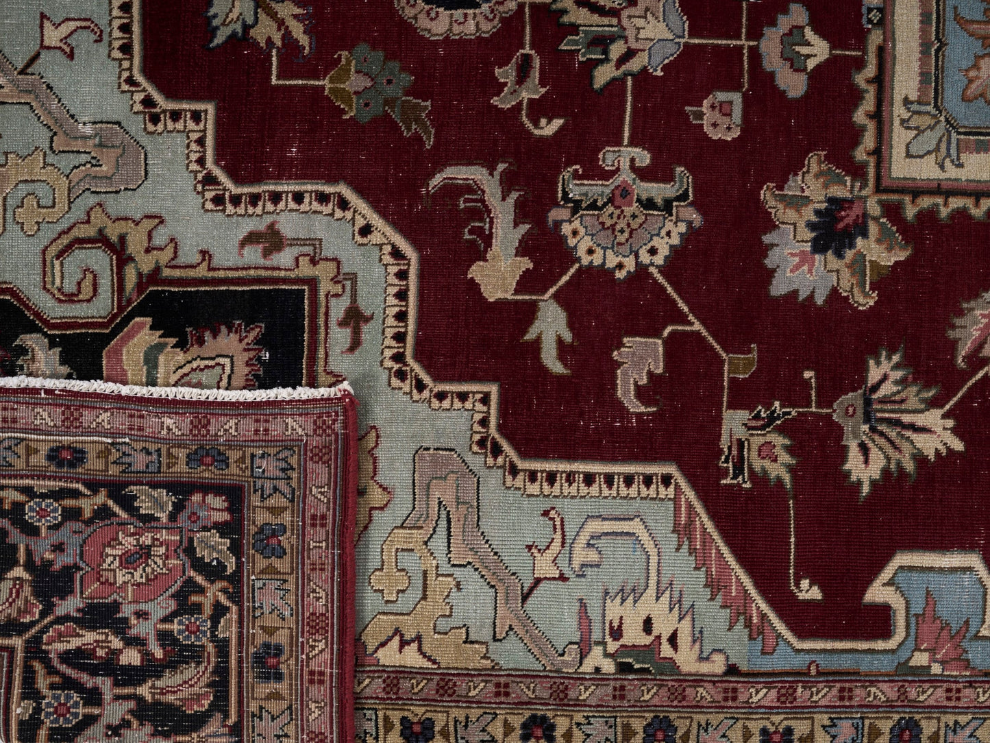 8969 - 9'8" x 11'11"