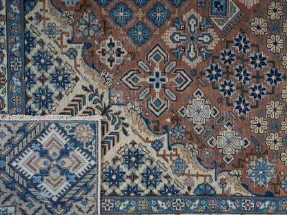 9002 - 9'2" x 12'10"