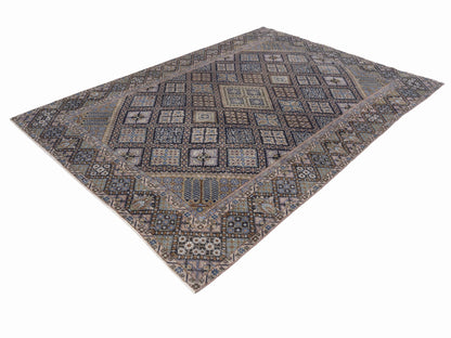 8968 - 9'1" x 12'10"