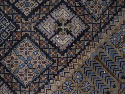 8968 - 9'1" x 12'10"