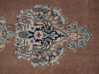 8972 - 8'11" x 12'7"