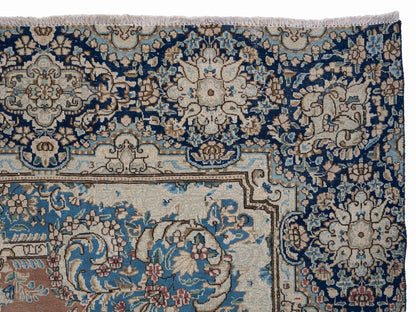 8972 - 8'11" x 12'7"