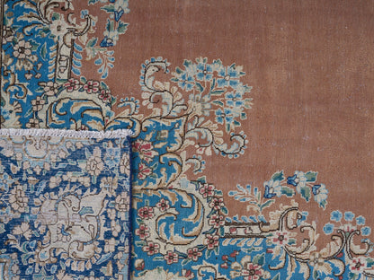 8972 - 8'11" x 12'7"