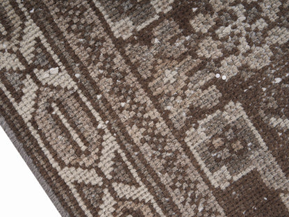 8942 - 2'11" x 13'1"