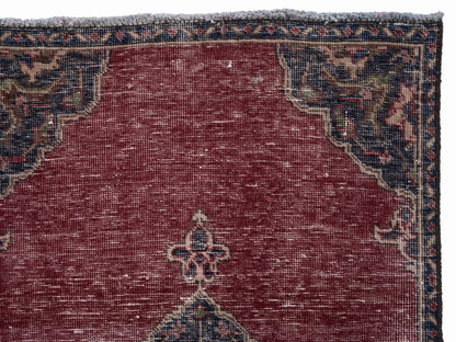 8954 - 2'6" x 15'11"