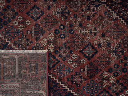 9046 - 7'9" x 10'11"