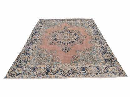 9042 - 8'10" x 11'9"