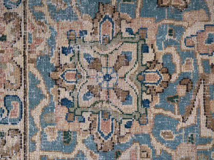 9042 - 8'10" x 11'9"