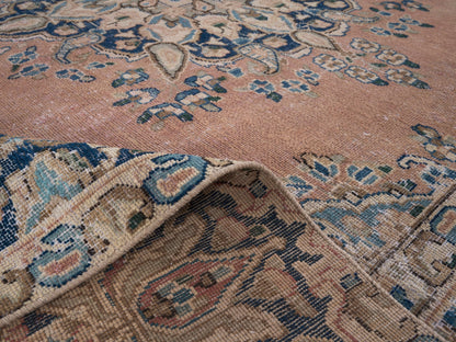 9042 - 8'10" x 11'9"