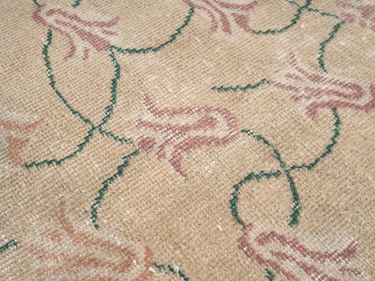 8409 - 3'11" x 5'11"