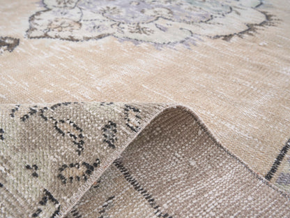 8601 - 5'10" x 8'10"