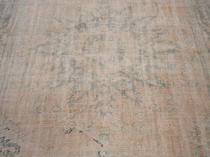 8093 - 5'10" x 9'11"