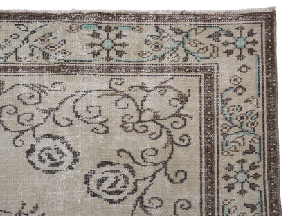 8116 - 6'10" x 10'9"