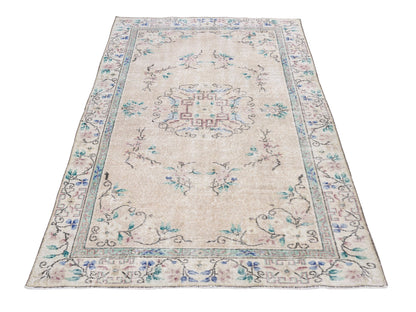 8506 - 4'11" x 8'10"