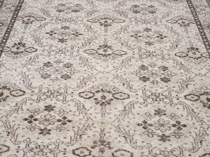 8649 - 4'10" x 8'10"