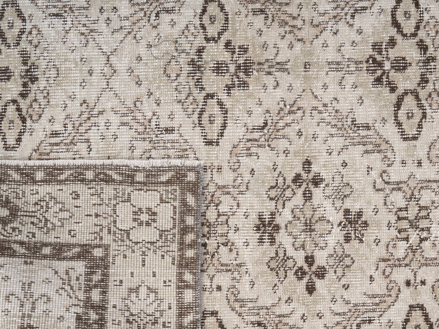 8649 - 4'10" x 8'10"