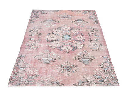 8711 - 4'11" x 7'11"