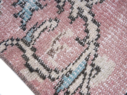 8711 - 4'11" x 7'11"