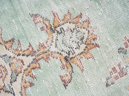 8682 - 5'10" x 10'6"