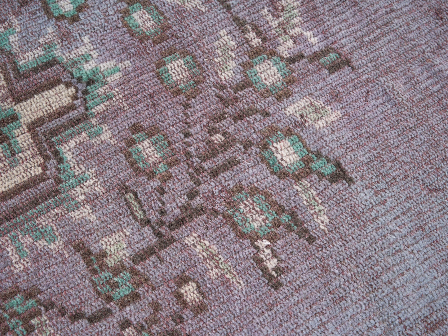 8673 - 5'10" x 10'1"