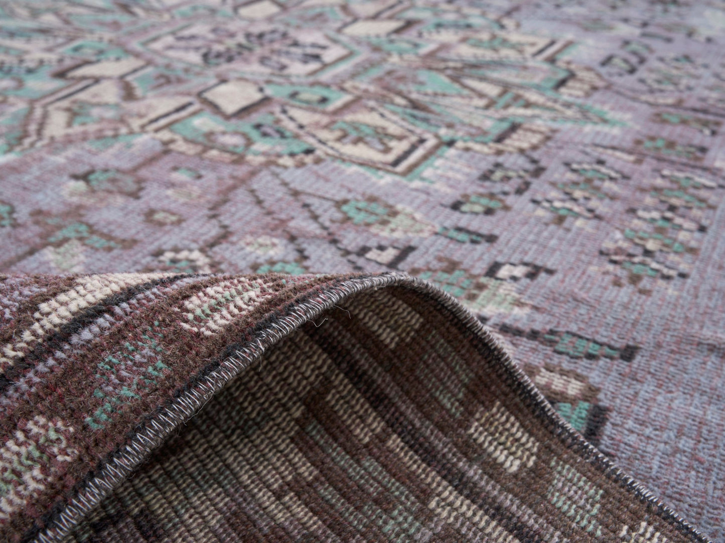 8673 - 5'10" x 10'1"