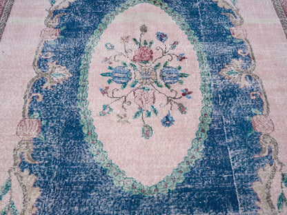 8444 - 6'10" x 10'5"