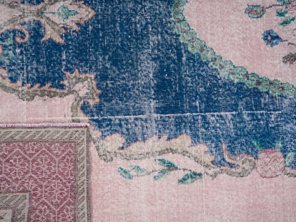 8444 - 6'10" x 10'5"